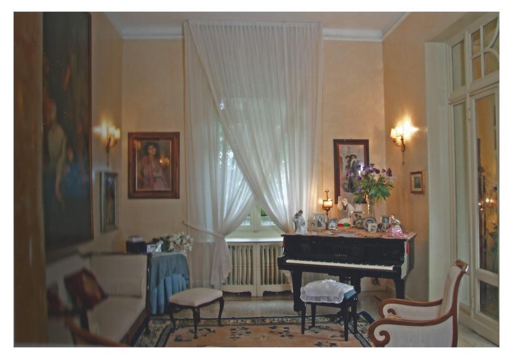 Villa V Брешія Екстер'єр фото